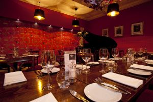 dining 1 sm.jpg